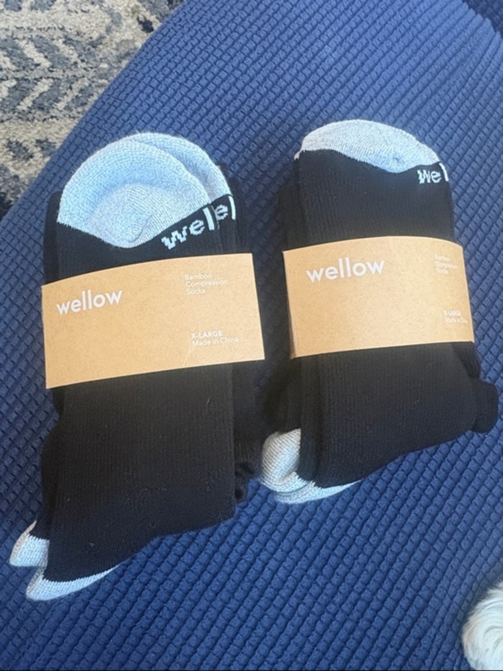 Wellow Black & Gray Bamboo Compression Socks - Men or Women XL 2 pairs
